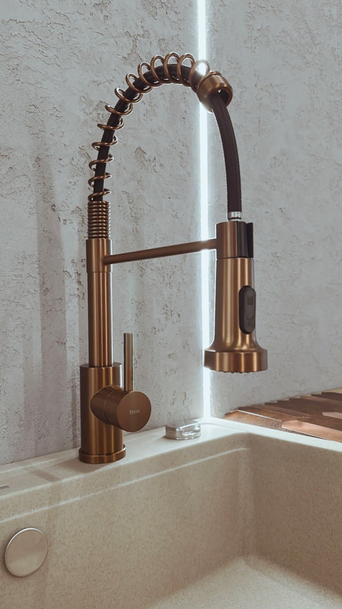 Kuchyňská baterie REA Colin Brush Copper  5