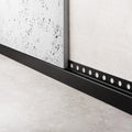 Přední lišta sprchové vaničky 130cm černá  1