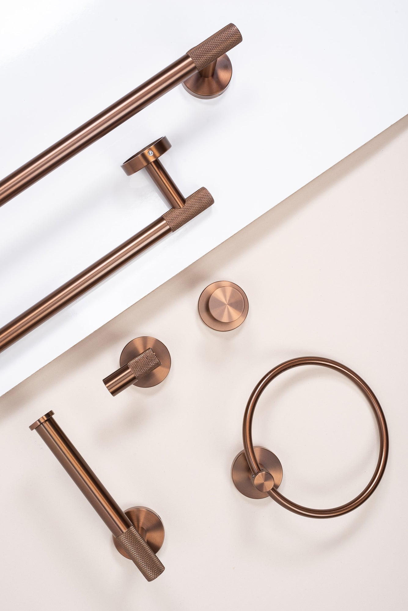 Držák na toaletní papír 6611 Modern Brush Copper  5