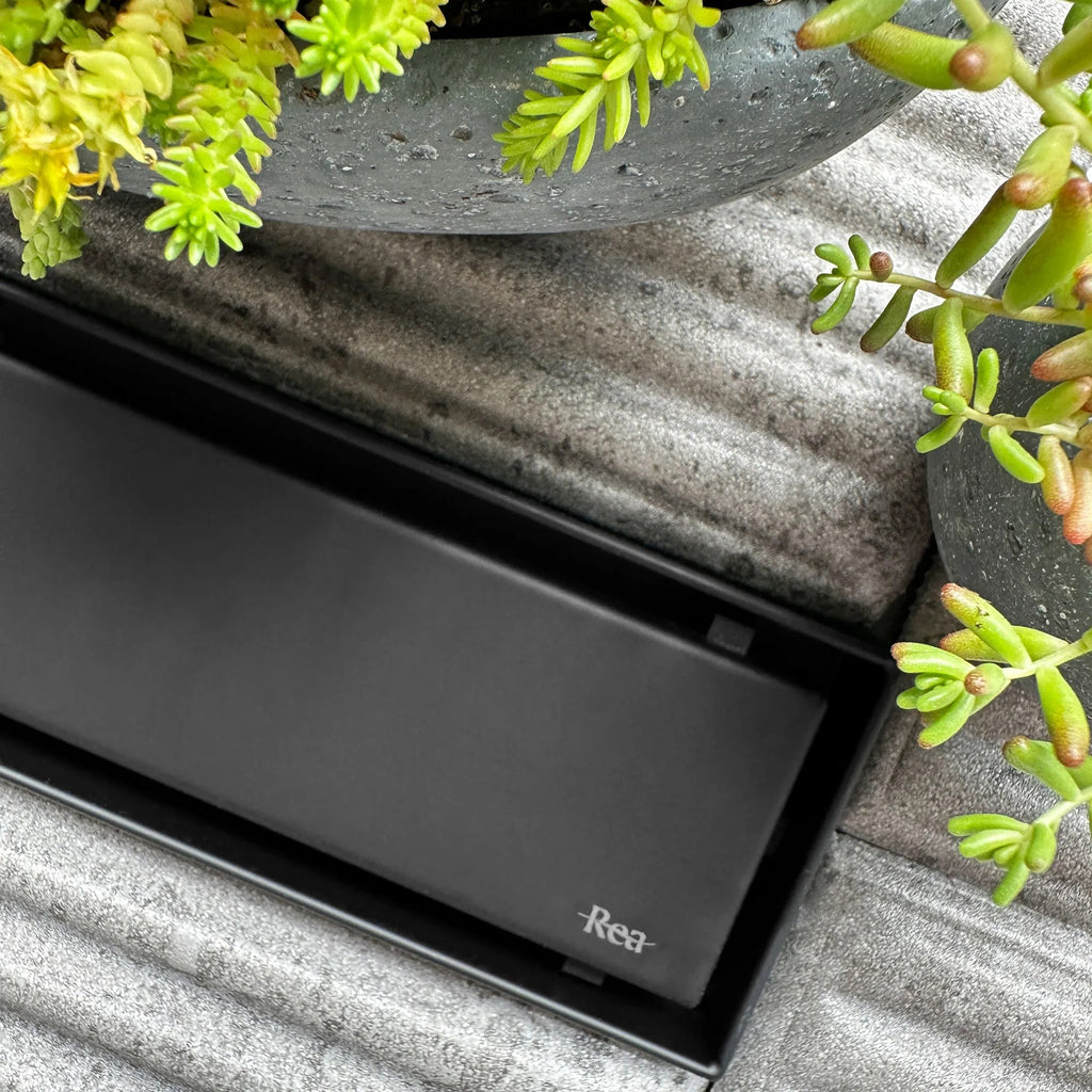 Lineární odtok REA Neox pro – černý 100 cm  2