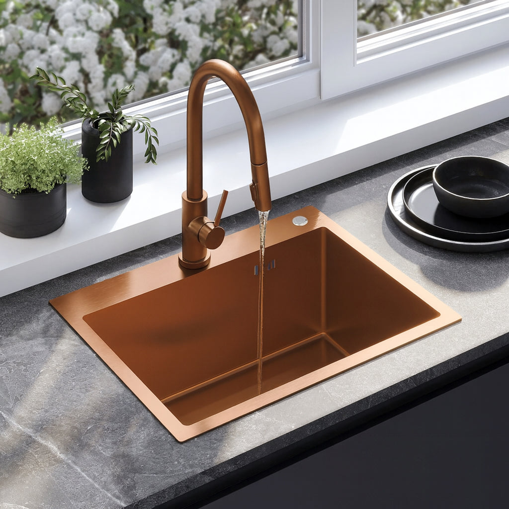 Ocelový dřez Liam BRUSH COPPER s kuchyňskou baterií 1