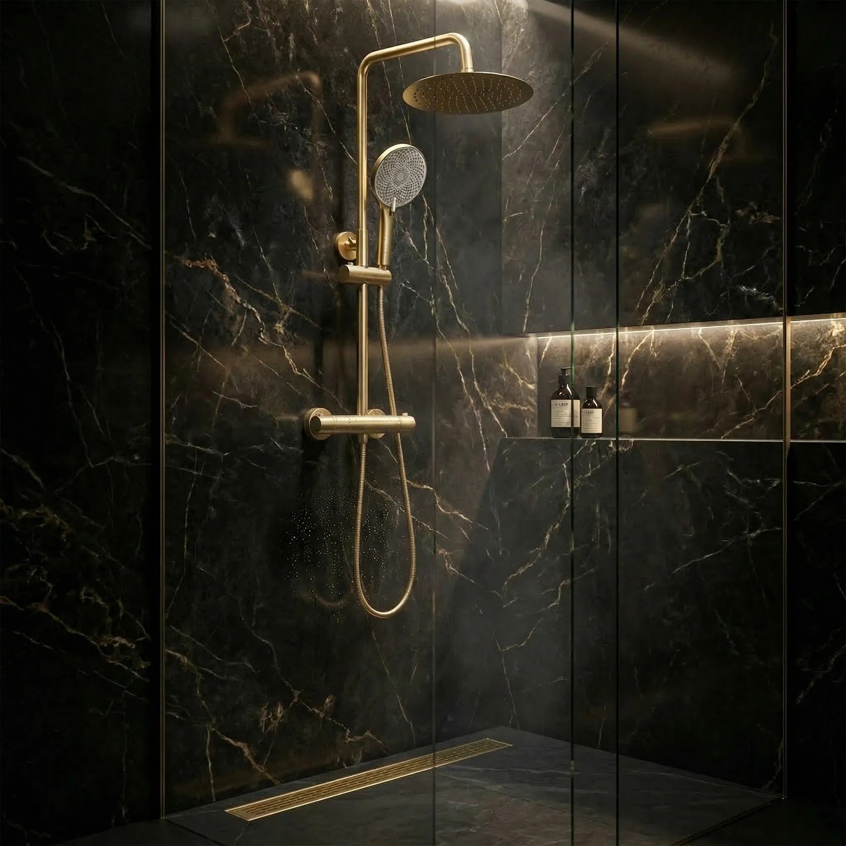 Sprchová sada bez výtoku s termostatem Rea Lungo Gold Brush  5
