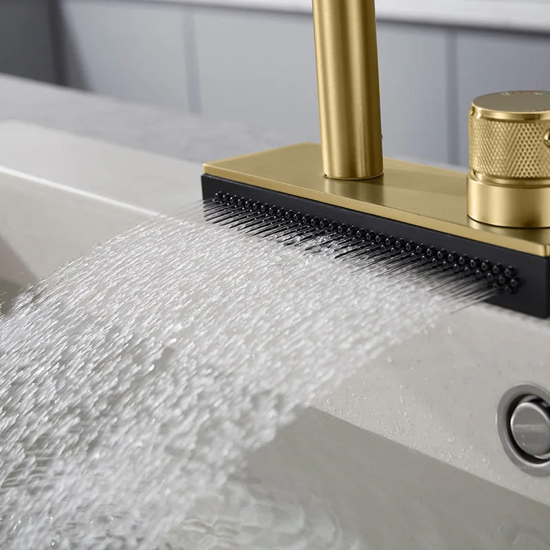 Kuchyňská baterie REA CONOR BRUSH GOLD  9