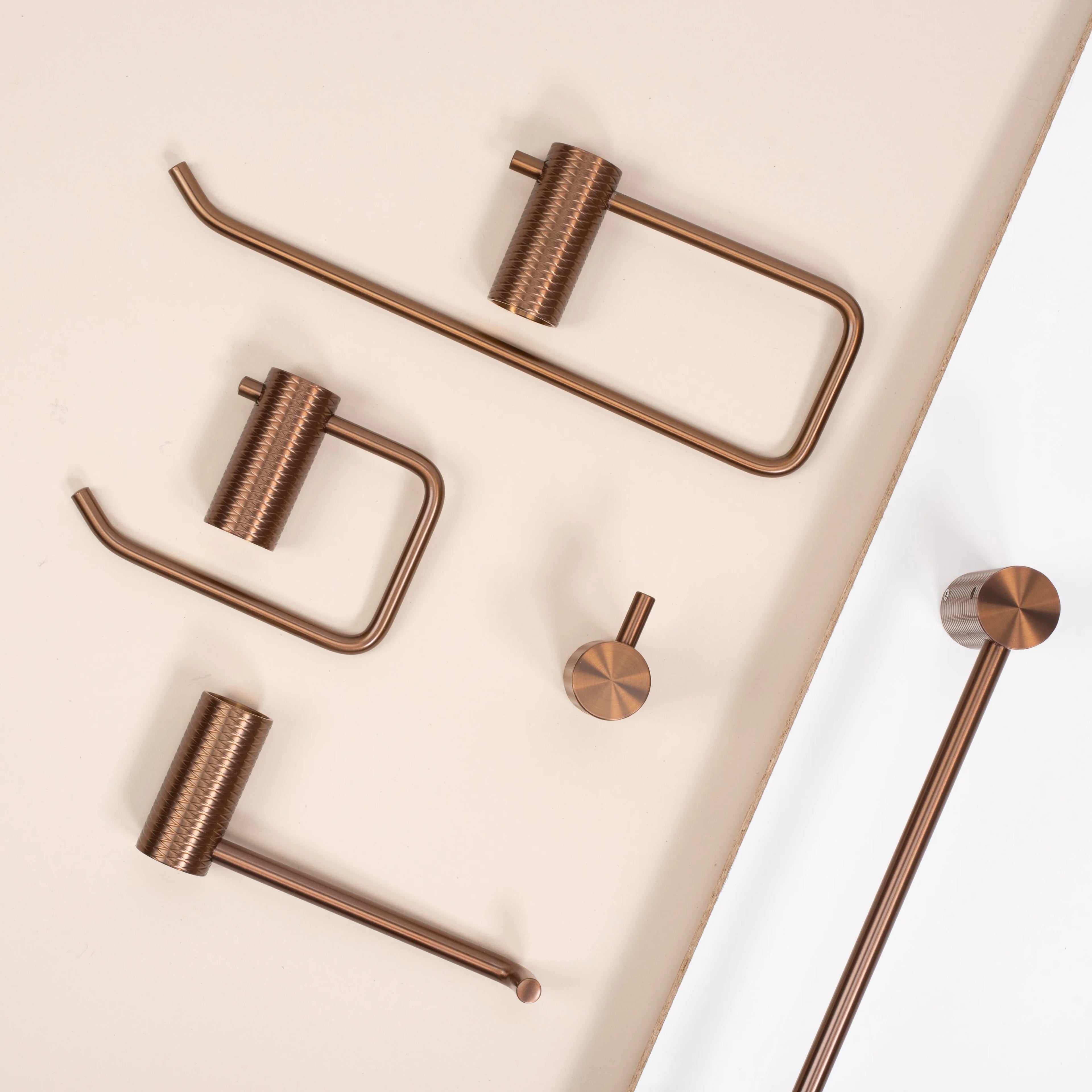Koupelnový věšák 9706 Prism Brush Copper  6