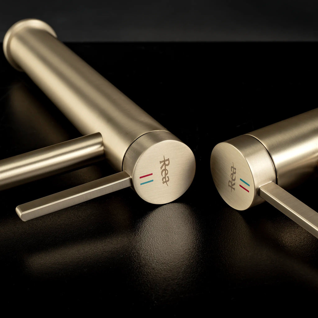 Koupelnová baterie Rea Rivo Brush Gold  8