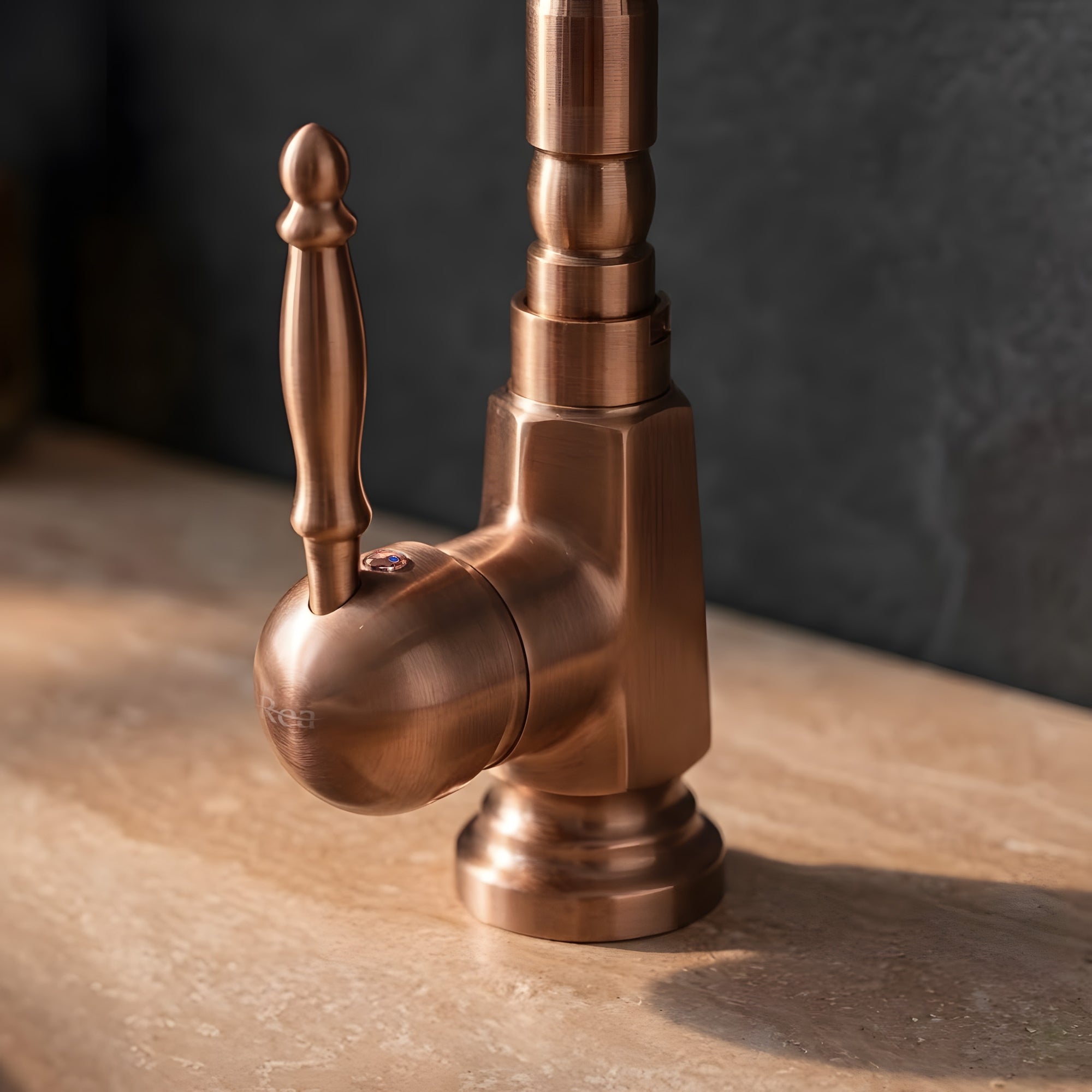Umyvadlová baterie REA Bona Brush Copper High  3