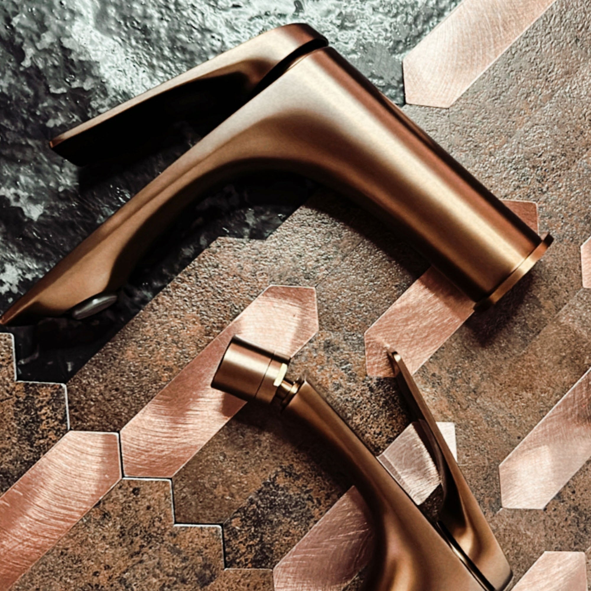 Koupelnová baterie Rea AVALON Copper Brush  4