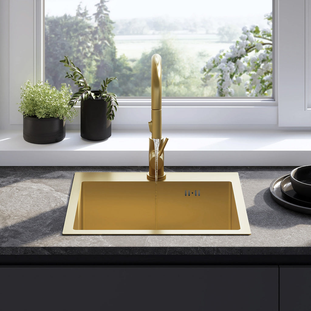Ocelový dřez Leo 50 BRUSH GOLD s kuchyňskou baterií 3