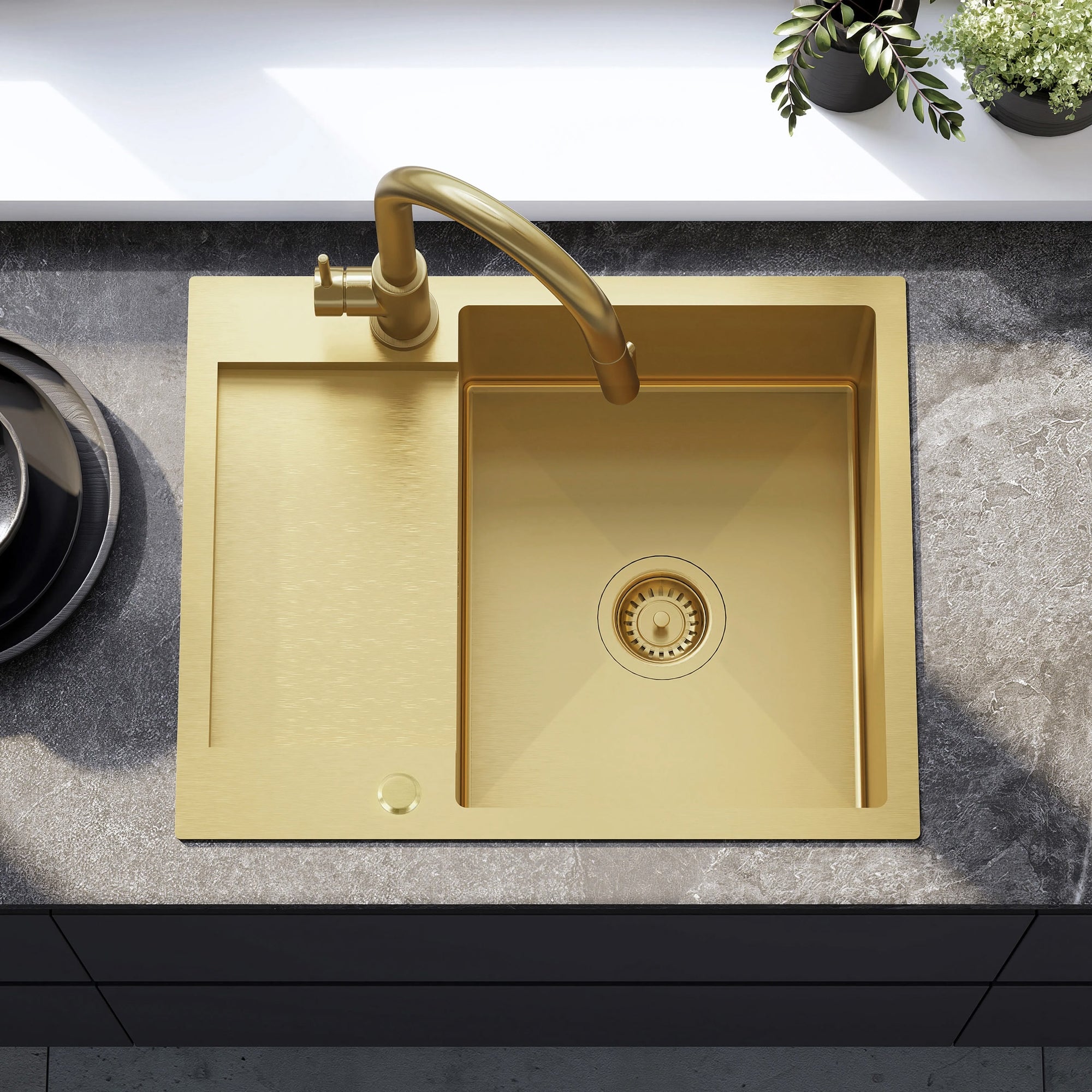 Ocelový dřez Paul BRUSH GOLD s kuchyňskou baterií 4