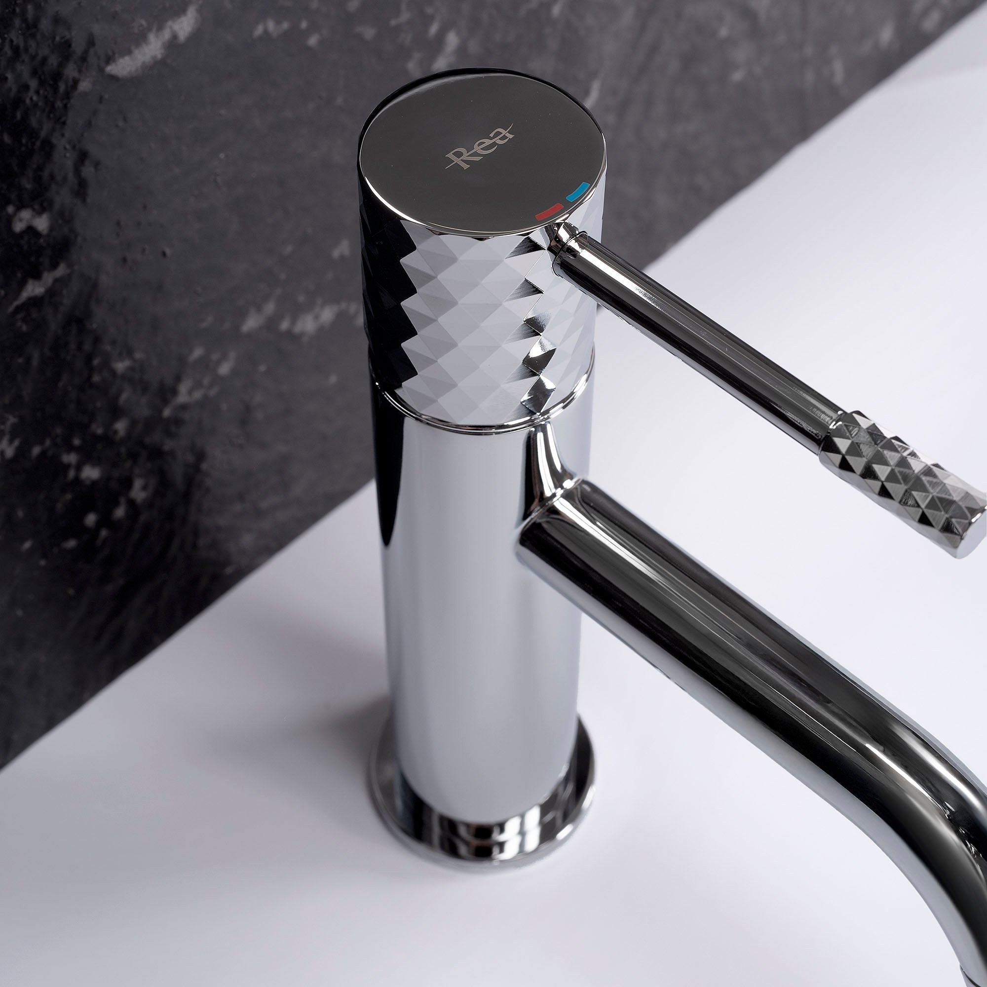 Umyvadlová baterie Rea Lungo Diamond - Chrome  2